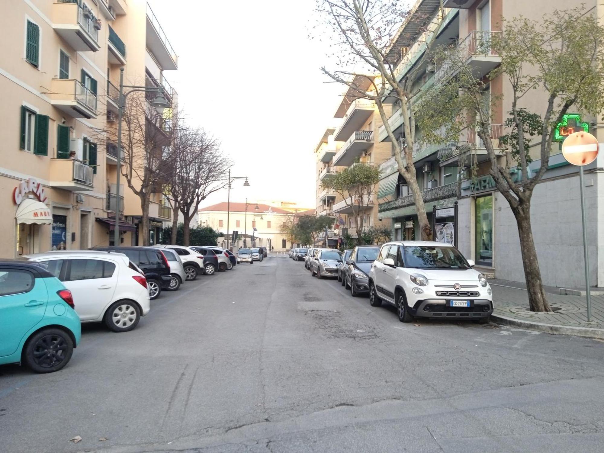 Adriatic Room 50 M Dalla Stazione Ferroviaria Di Ciampino E Dalla Navetta Aeroportuale Exteriör bild