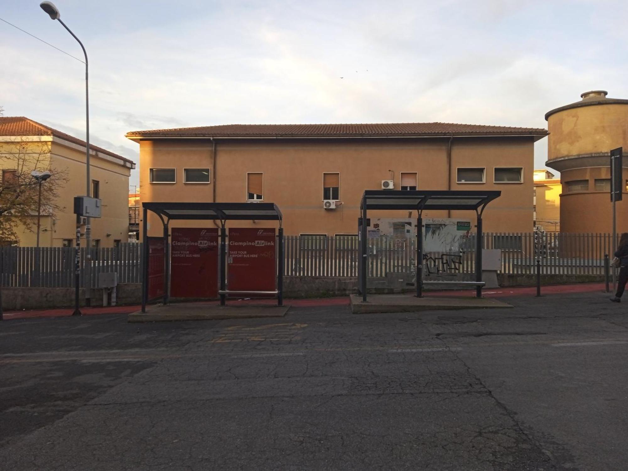 Adriatic Room 50 M Dalla Stazione Ferroviaria Di Ciampino E Dalla Navetta Aeroportuale Exteriör bild
