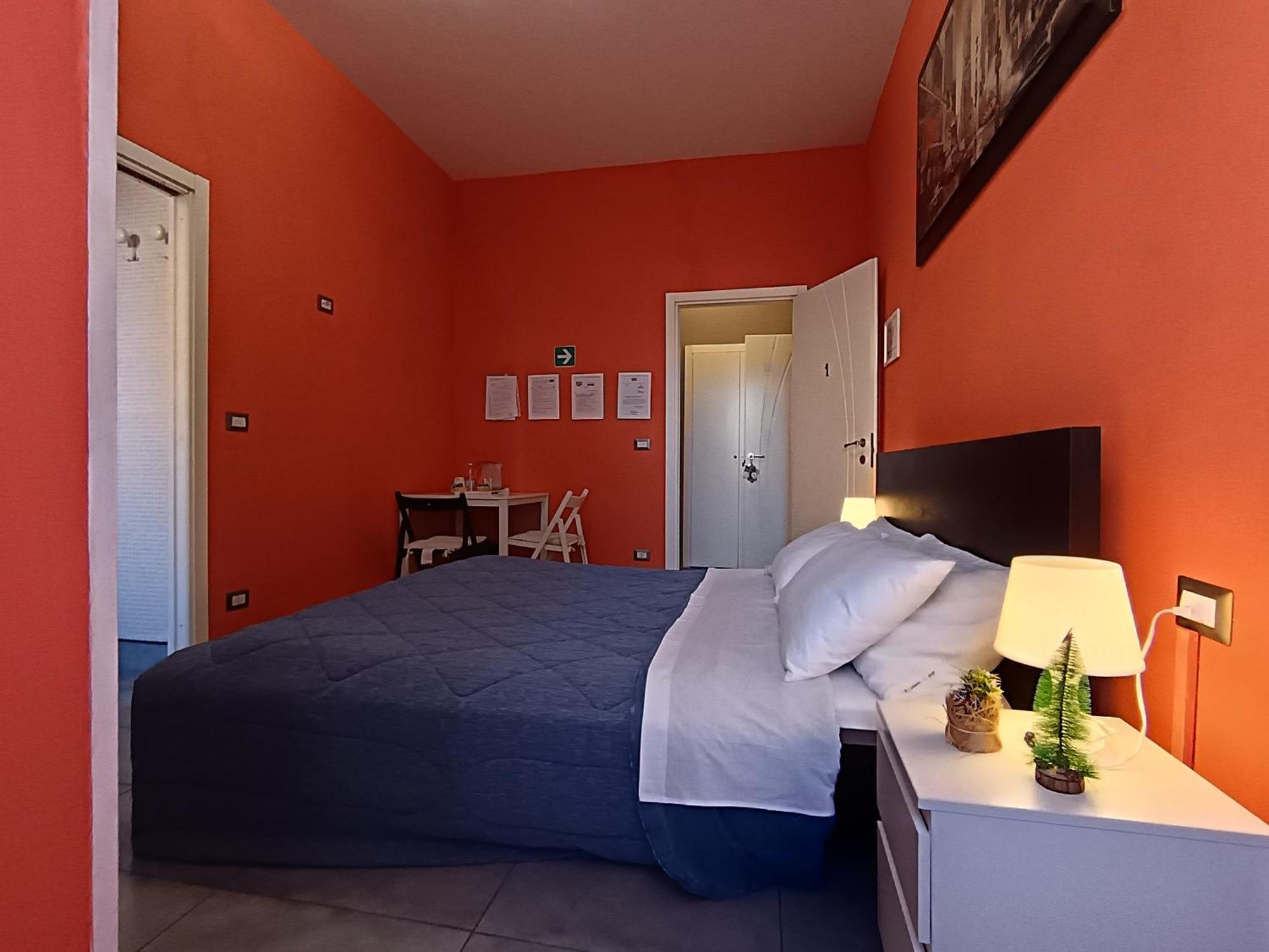 Adriatic Room 50 M Dalla Stazione Ferroviaria Di Ciampino E Dalla Navetta Aeroportuale Exteriör bild